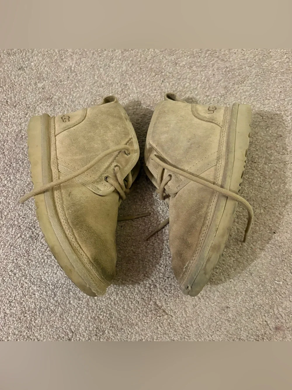 UGG Kids Suede Fur-Lined Lace-Up Boots in Tan size 2